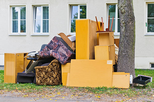 Best Yard Waste Removal  in Crystal Lakes, OH